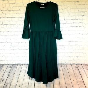 Reborn J hunter green bell sleeve dress